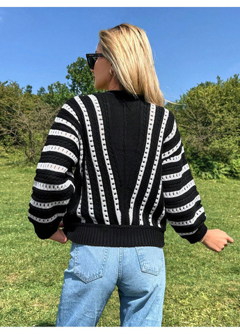 Чорний демісезонний светр SHEIN