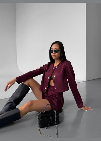 Женский костюм с шортами и жакетом. No Brand (315441284)