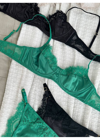 Зеленый комплект нижнего белья Domino