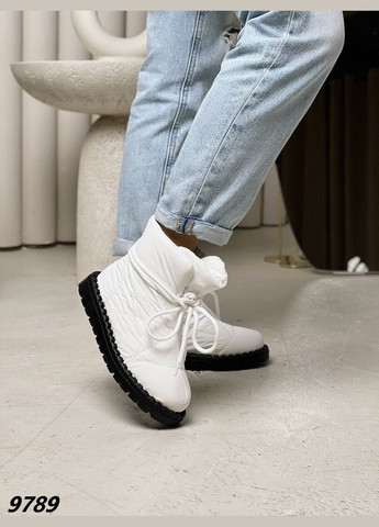 Черно-белые дутики Vakko