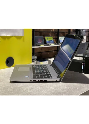 Ноутбук HP EliteBook 850 G3 / 15.6" (1920x1080) TN Touch / intel Core i5-6200U (2 (4) ядра по 2.3 - 2.8 GHz) / 8 GB DDR4 / 480 Hewlett Packard (398146735)