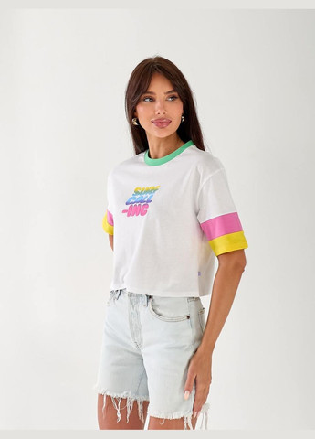 Яскрава жіноча футболка з написом Fashion - (334016644)