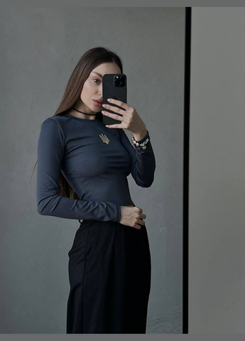 Патриотичный однотонный топик "Тризуб" из микродайвинга в одном размере 42-46, графитовый топ с гербом Украины на груди No Brand 1411 (301407578)