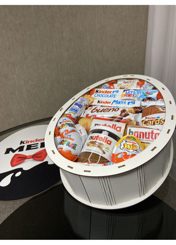 Подарочный набор "Kinder MEN" с любимыми сладостями, 31×25×9 см No Brand (360641533)