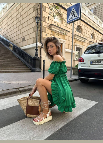 Зелена сукня міні зеленого кольору 29081 кльош No Brand однотонна