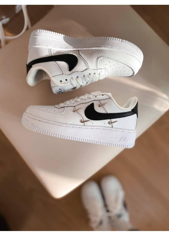 КРОСІВКИ ЖІНОЧІ NIKE AIR FORCE 1 LX CHROME SWOOSHES НАЙК АІР ФОРС 1 ПРЕМІУМ No Brand білі демісезони (367171744)