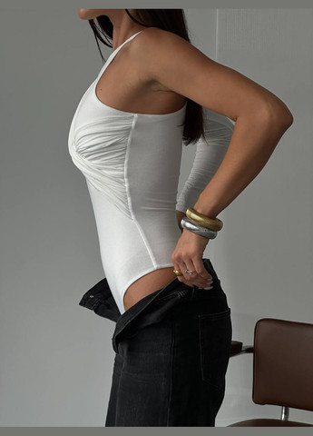 Стильне жіноче боді з хомутом No Brand (307175466)