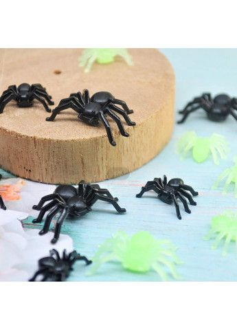 Набір пластикових павуків Хелловін 50 шт, що світяться в темряві, IDEA12-HOL20 99IDEAS (329144499)
