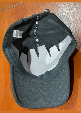 Кепка бейсболка унісекс глибока Under Armour Blitzing Adjustable Hat (340116788)