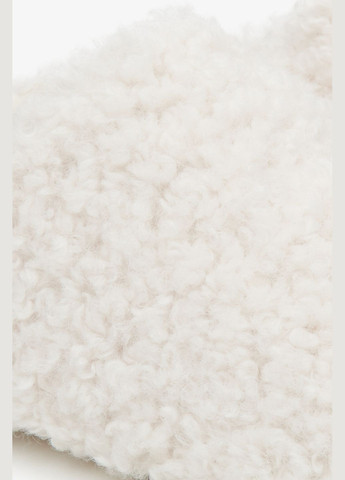 Светло-бежевые тапочки домашние, цвет молочный Estro