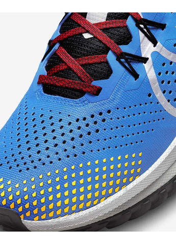 Синие демисезонные мужские кроссовки react pegasus trail 4 разноцветный Nike