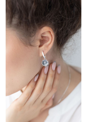 Сережки з підвісками Ромашка срібні 925 Флора Skifska Etnika (364202989)