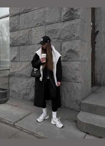 Чорне демісезонне Жіноче пальто FINO Mode
