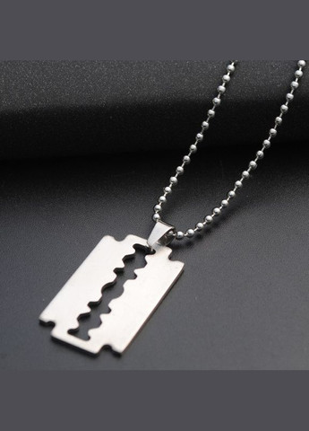 Чоловічий кулон на подарунок на ланцюжку з нержавіючої сталі у формі Леза розмір 45х27мм No Brand (323652796)