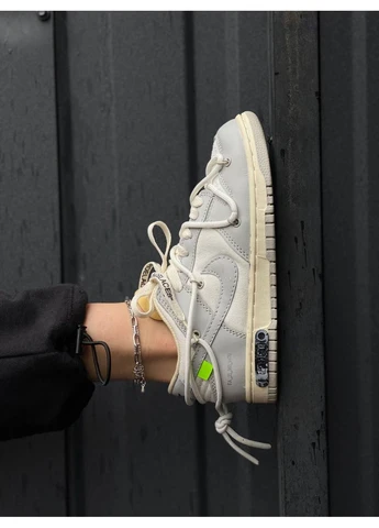 Білі кросівки чоловічі nike sb dunk low off white grey white laces найк сб данк білі демісезон No Brand