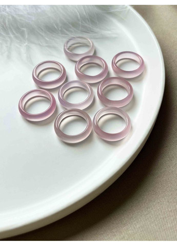 Розовое кольцо из кварца 5464 (Размер) LeBijou (368559118)