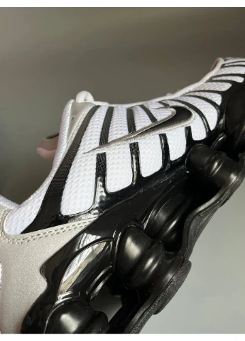 Комбіновані shox tl black/white брак 777 демісезон Nike 232142