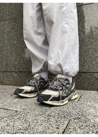 Бежевые демисезонные кроссовки мужские asics gel-nyc beige brown асикс гель нюк бежевые No Brand