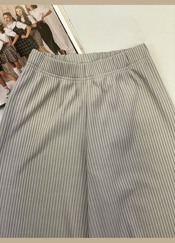 Сірий демісезонний комплект для дівчинки лонгслів та палаццо в рубчик Mevis