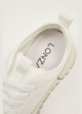 Білі осінні кросівки 182571 Lonza