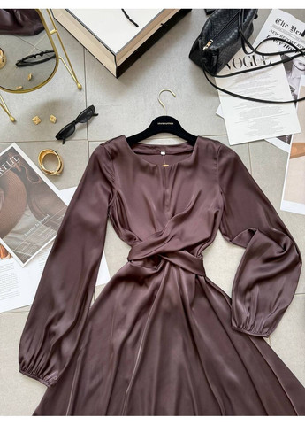 Коричневое деловое, кэжуал платье No Brand однотонное