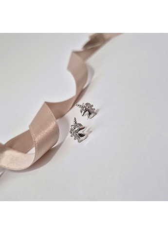 Срібні сережки гвоздики на закрутках Єдиноріг з Білими каменями срібло 925 проби Родоване 5470р 2.00г Nobrand (369612466)