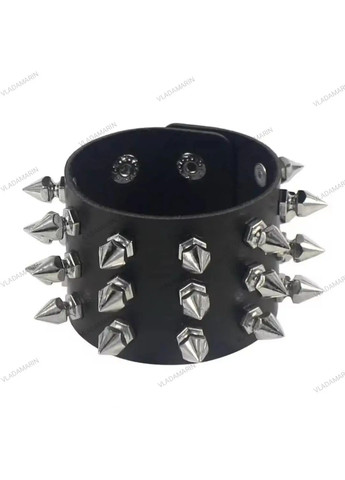 Браслет на руку з металевими шипами,готичний,панк-рок браслет з трьома рядами фігурних шипів No Brand (367838112)