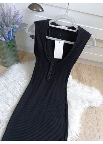 Черное рубчатое платье средней длины с пуговицами Zara