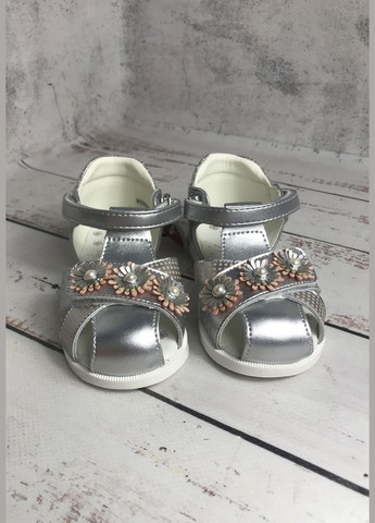 Серебряные босоножки детские для девочки серебряный (559) Weestep с жемчугом, с цветами