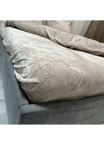 Розкіш велюру: постільна білизна євро бежевого кольору (Velvet Touch). Простирадло на резинці. Підковдра 200*230см. No Brand (370278918)