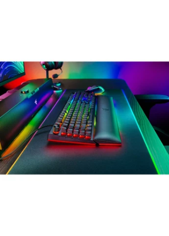 Клавіатура BlackWidow V4 PRO Green Switch USB UA Black (RZ0304680100-R3M1) Razer (280941183)