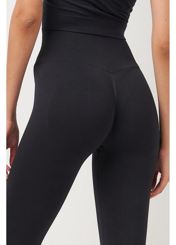 Черные демисезонные леггинсы бесшовные с двойным push up эффектом leggings sport shape Giulia
