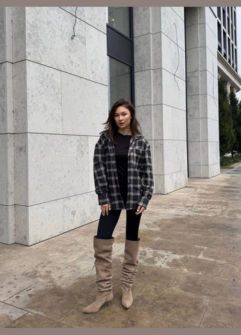 Чорна з бежевим сорочка в клітинку в розмірі oversize, трендова сорочка яка має бути в кожному гардеробі No Brand 228-2 (311463066)