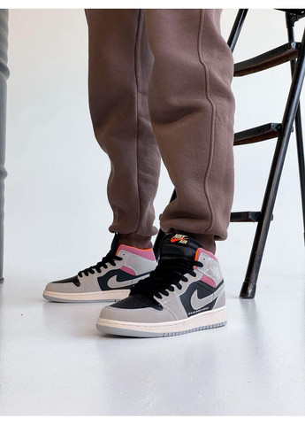 КРОСІВКИ ЖІНОЧІ NIKE AIR JORDAN 1 RETRO GREY CRIMSON НАЙК АІР ДЖОРДАН No Brand сірі демісезони (367170033)