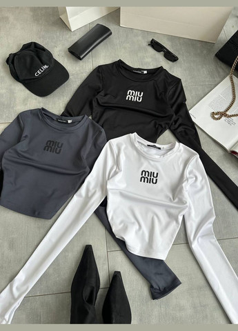 Женский укороченный лонгслив с трендовой надписью Adelante (316504487)