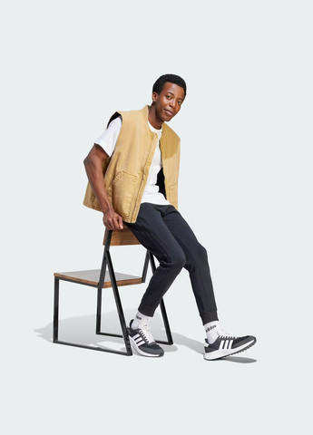 Черные брюки adidas