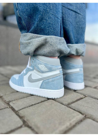 Белые зимние кроссовки мужские nike air jordan retro 1 hyper royal найк аир джордан No Brand