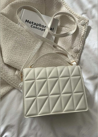 Жіноча класична сумка 21137 на ремінці біла No Brand (283022775)