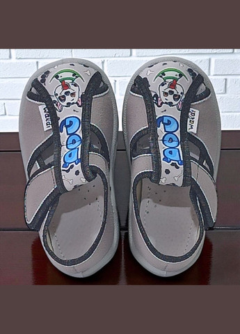 Серые ортопедические тапочки на липучке для мальчика сменная обувь в садик сменка валди Waldi