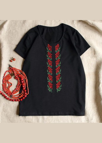 Женская футболка с вышивкой. Ladan — 303727266