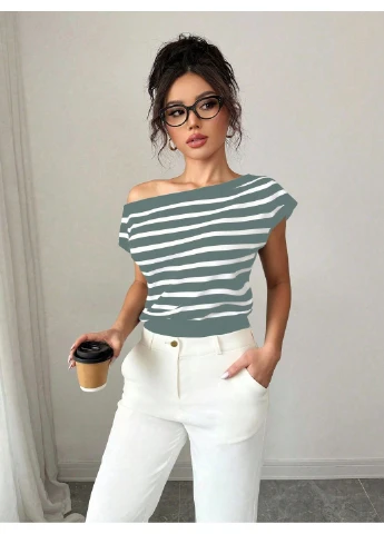 Футболка SHEIN - (382487789)