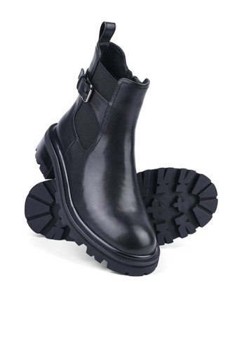 Зимние женские ботинки 8207-631-1 черная кожа Attizzare