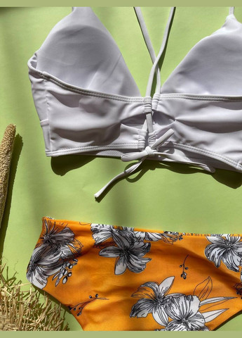 Комбинированный летний стильный двухцветный купальник с красивой спинкой на шнуровке. топ, раздельный Vakko