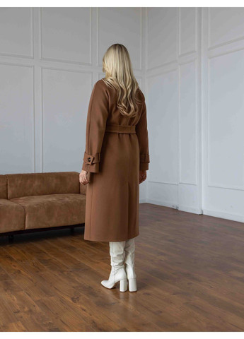 Темно-бежевое Пальто-халат фиолетового цвета Raslov