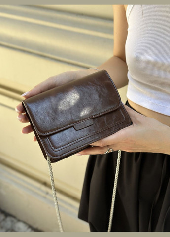 Женская темно коричневая классическая сумка 6004 кросс-боди через плечо на тонком ремешке No Brand (299279300)