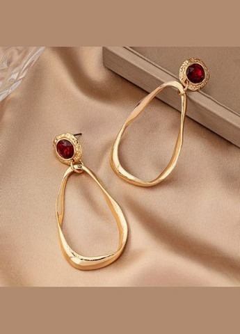 Сережки большая капля с красным камушком No Brand (327419570)