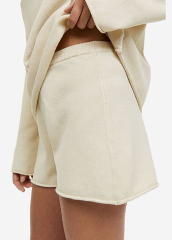 Шорти H&M (262609973)