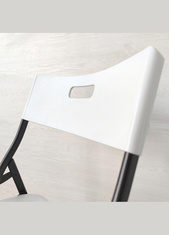 Стильний розкладний стілець 46х42,5х86 см Sticker Wall (300242177)