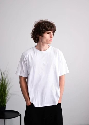 Белая футболка с дтф принтом No Brand