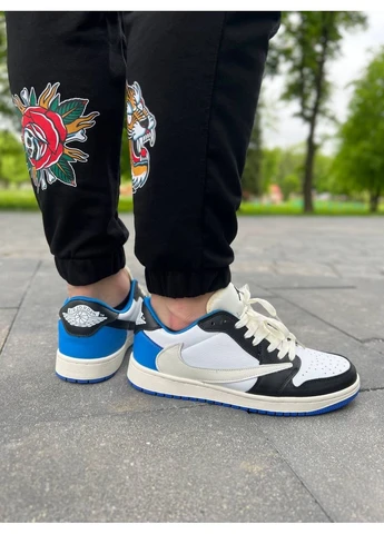 КРОСІВКИ ЖІНОЧІ NIKE TRAVIS SCOTT X FRAGMENT X JORDAN 1 LOW НАЙК АІР РЕТРО No Brand комбіновані демісезони (391938112)